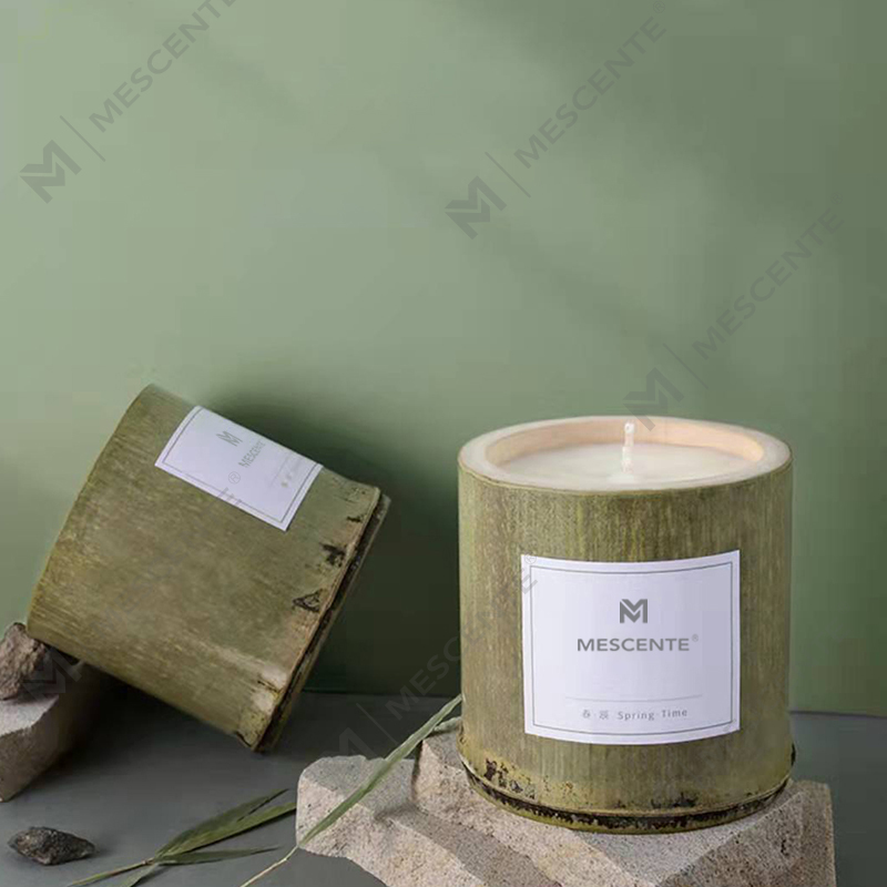 M&odore deliciae ligneae cerei possessor candelae privata label cum arca odorata