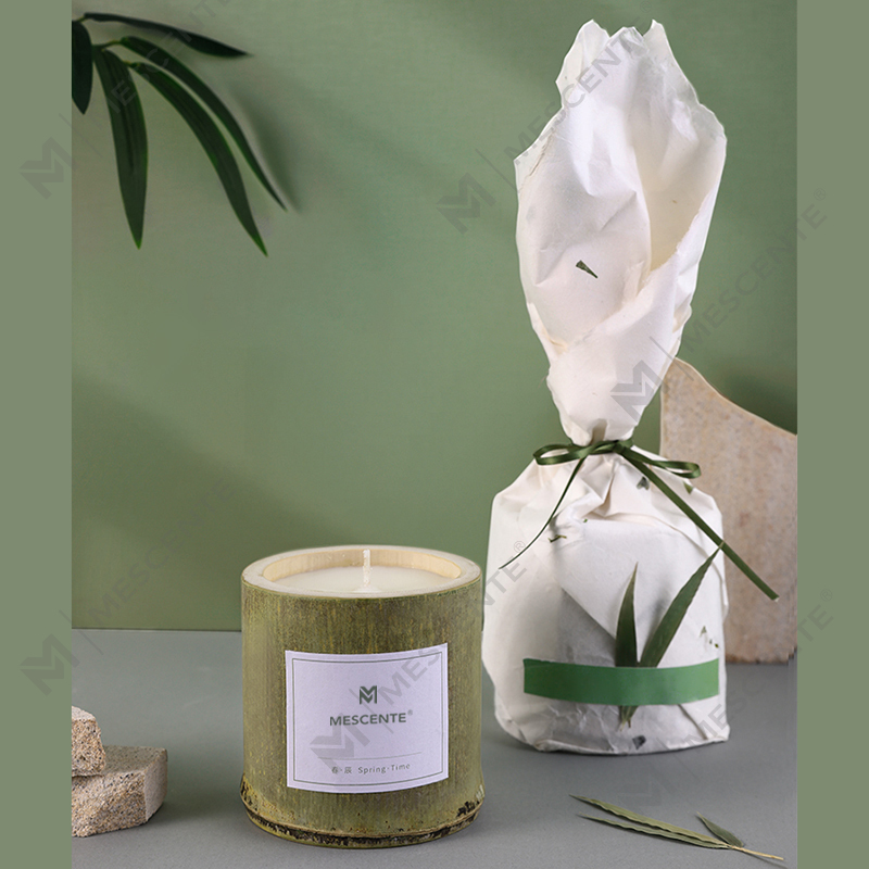 M&odore deliciae ligneae cerei possessor candelae privata label cum arca odorata