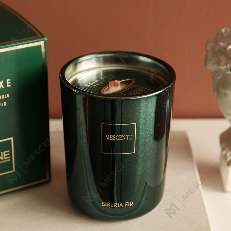 M & Odorem Lupum customized Luxuria Secretum Label Columna odorata SOY Cera lignum Wick Aroma Candle