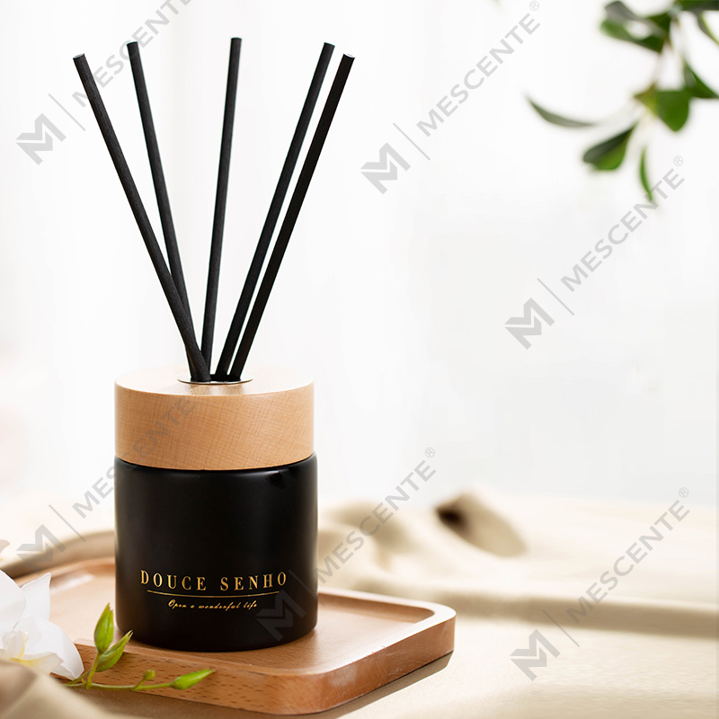 M & Odorem Black Utrem Unguentum Aroma Reed Diffuser Oleum, Odorem Thailand Reed Diffusores Gift Set