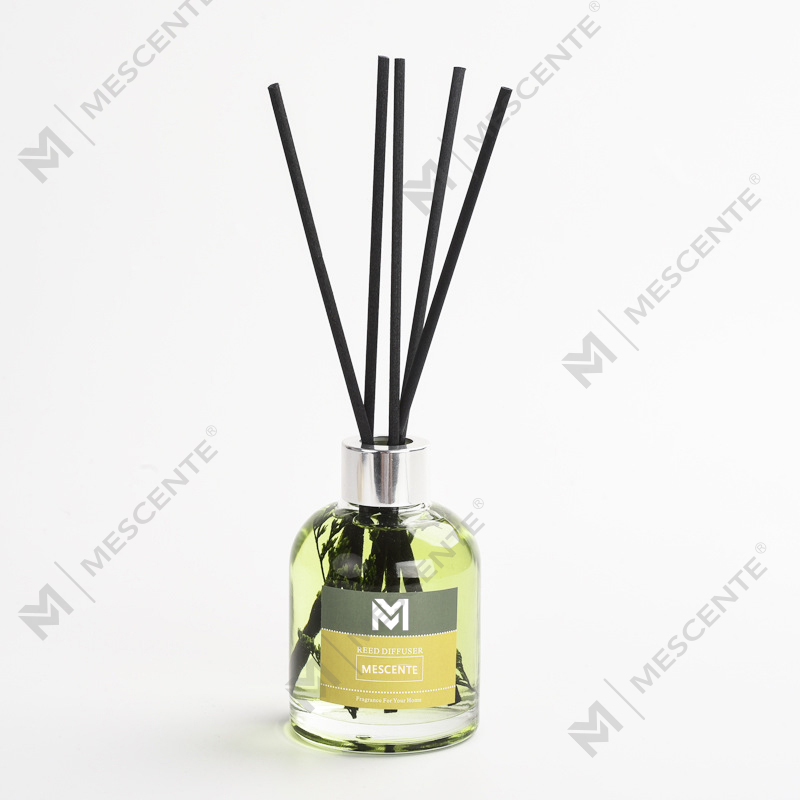 nuptiale beneficium aere recentis arundine diffundentis donum set