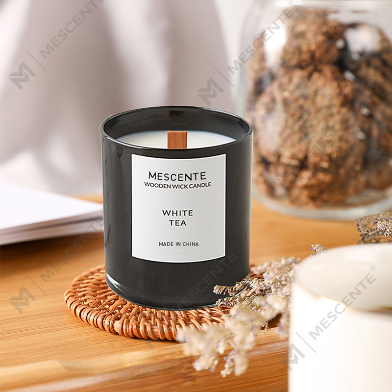 Pri- mescente pittacio albo tea soy cereis odorata In Jars