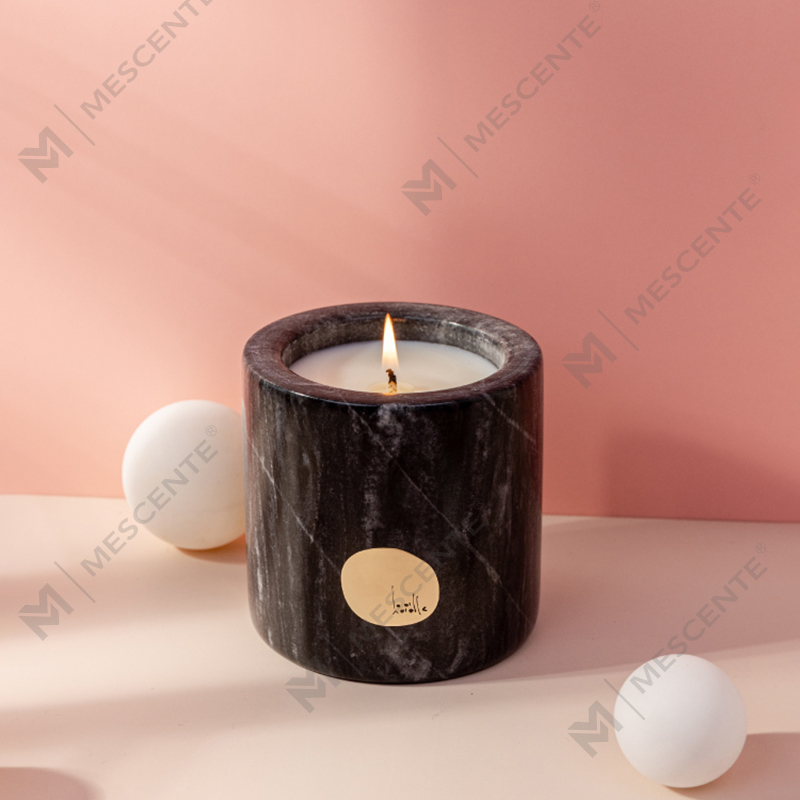 Luxuria customized Secretum Label Ceramic Habitum Citta Labeled odorata SOY Cera candelis arefactis floribus