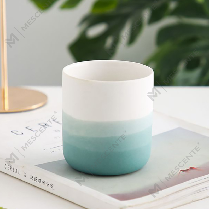 M&odor Decorrative Ceramic Blue and White Vase Taper Tealight Candle Holder, Lucernis et Candela Jars