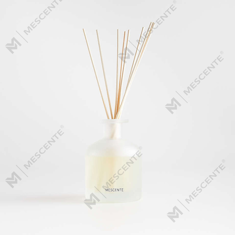 M&Solent deliciae privatae label purpurei coloris odoris calamus diffundens donum cum arca