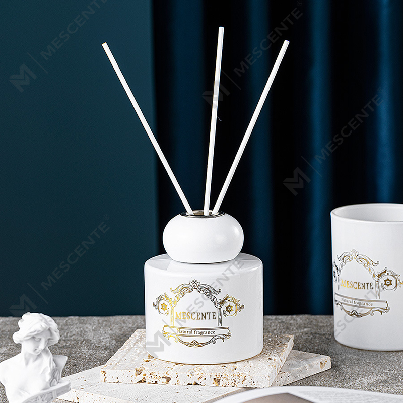 M&odore deliciae privatae labellum cerei odoris calamum odoratum diffundens cum arca packaging