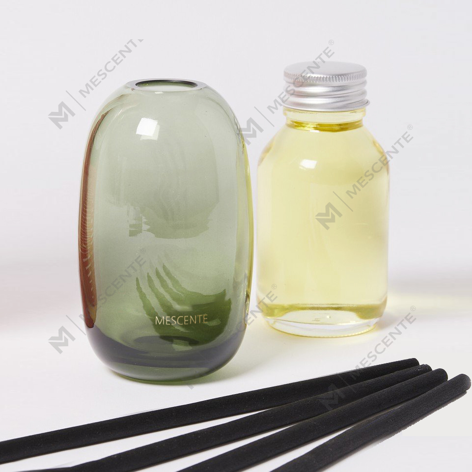Loris Sola Flores Amber Crystal Eyfel Unguentum Reed Diffuser Oil